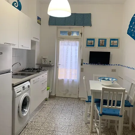 Br Apartamento Follonica